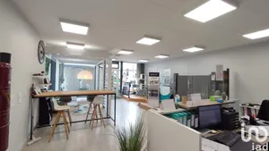 Commercial walls at BESANÇON (25000)