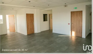 Office in LA VILLE-AUX-DAMES (37700)