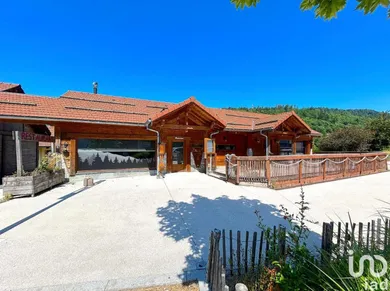 Commercial at SAINT-MAURICE-SUR-MOSELLE (88560)