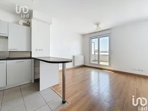 Appartement à MONTREUIL (93100)