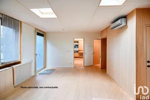 Commercial at LA GARENNE-COLOMBES (92250)