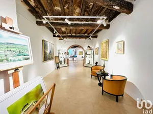 Commercial walls at FAYENCE (83440)