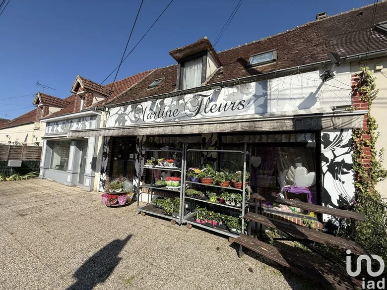 Local commercial 150 m² · à Lacroix-Saint-Ouen · 150 m² · 45 000 €