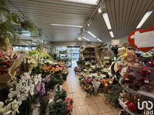 Boutique/Local commercial à ÉTRÉPAGNY (17150)