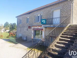 Commercial at RAZÈS (87640)