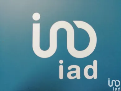 Murs commerciaux  à SURESNES (92150)