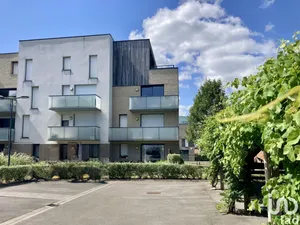 Apartment at LESQUIN (59810)