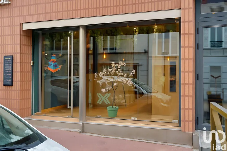 Local commercial 137 m² · à Levallois-Perret · 137 m² · 6 163 €/mois