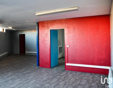 Boutique/Local commercial à SAINT-VALLIER (71230)