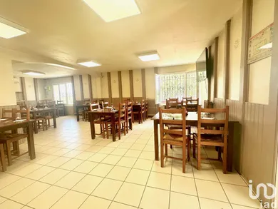 Restaurant in COURTHÉZON (84350)