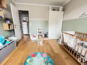 Apartment at ENGHIEN-LES-BAINS (95880)