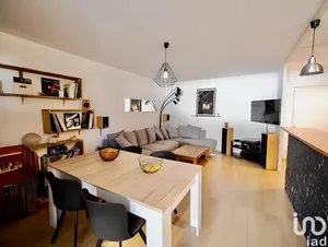 Appartement à BORDEAUX (33200)