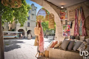 Droit au bail à UZÈS (30700)