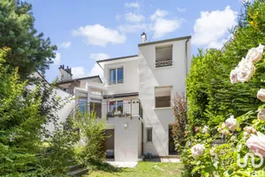 Maison à MARNES-LA-COQUETTE (92430)