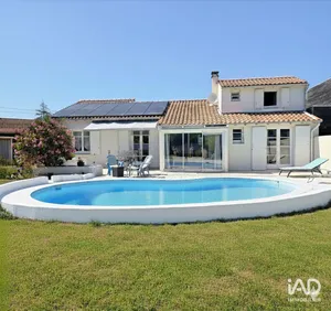 Maison à CHAILLEVETTE (17890)