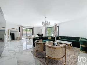 Maison à LA COURONNE (16400)