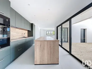 House at BRUZ (35170)