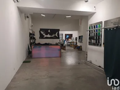 Commercial walls at LESPARRE-MÉDOC (33340)