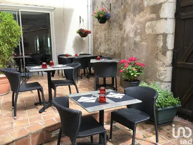Hotel restaurant in SAINT-JEAN-D'ANGÉLY (17400)
