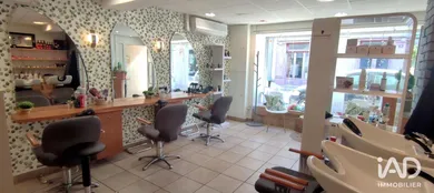 Boutique/Local commercial à POUILLY-SUR-LOIRE (58150)