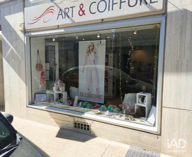 Boutique/Local commercial à POUILLY-SUR-LOIRE (58150)