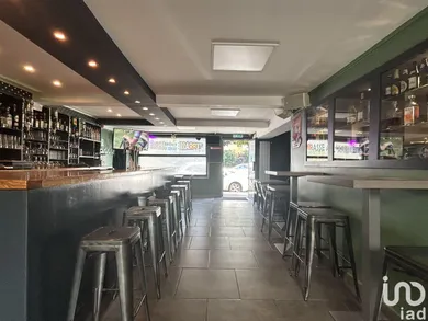Bar-brasserie à CROIX (59170)