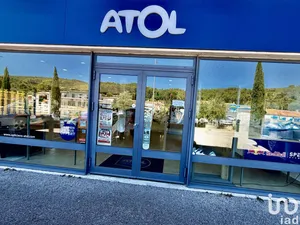 Commercial at LE CANNET-DES-MAURES (83340)