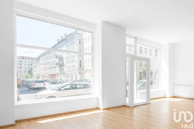 Boutique/Local commercial à MONDEVILLE (14120)