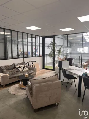 Local d’activité à BRIE-COMTE-ROBERT (77170)