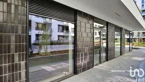 Commercial walls at NICE (06000)