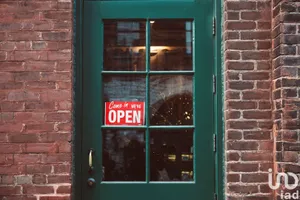 Murs commerciaux à ANGERS (49100)