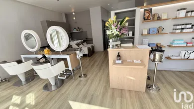 Commercial at PARIS (75008)