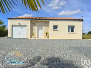 House at CHAMPAGNOLLES (17240)