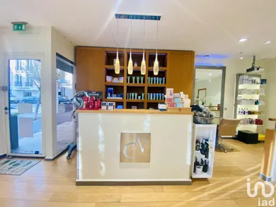 Boutique/Local commercial à JUAN-LES-PINS (06160)