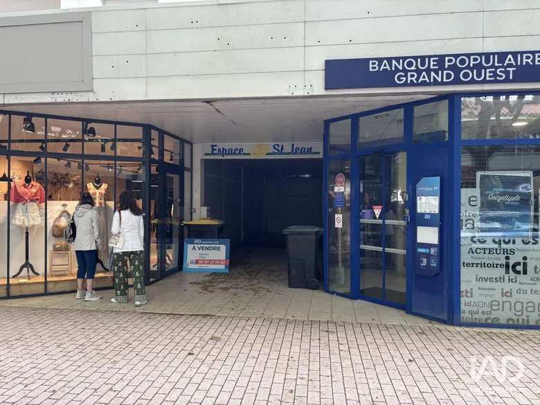 Murs commerciaux à SAINT-JEAN-DE-MONTS (85160) · 240 m² · 170 130 €