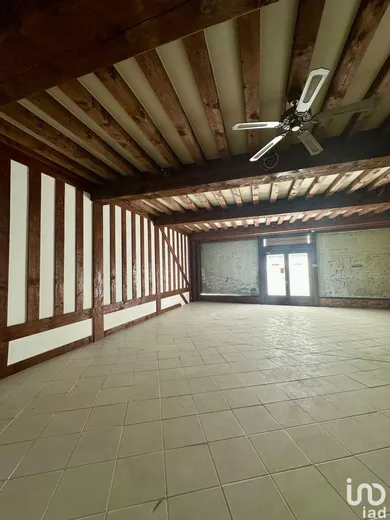 Commercial in FORGES-LES-EAUX (76440)