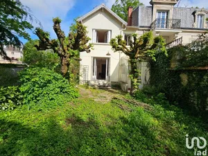 House in AVON (77210)