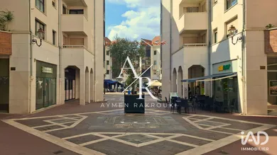 Local d’activité à ENGHIEN-LES-BAINS (95880)