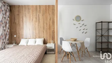 Apartment in PARIS (75016)