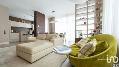 Apartment in PARIS (75016)