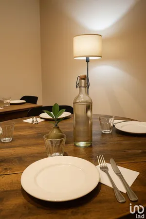 Tea room in VERSAILLES (78000)