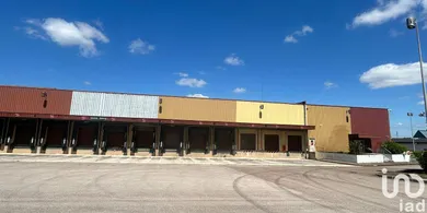 Local d’activité à PONT-SAINTE-MARIE (10150)