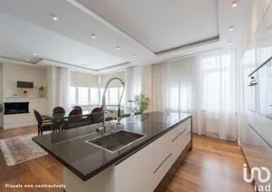 Apartment at MARSEILLE (13008)