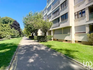 Appartement à CHENNEVIÈRES-SUR-MARNE (94430)