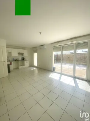 Appartement à SALON-DE-PROVENCE (13300)