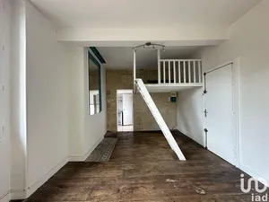 Apartment in BORDEAUX (33800)