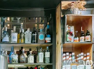 Bar-brasserie at NEVERS (58000)