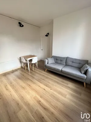 Appartement à COURBEVOIE (92400)