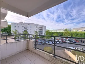 Appartement à ÉVRY-COURCOURONNES (91000)