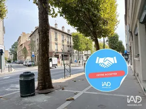 Murs commerciaux à LA GARENNE-COLOMBES (92250)